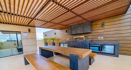 Comfortable and Exclusive Excel Ubica 5**.