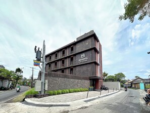 Front of property - Balvanta Coliving (Kerobokan)