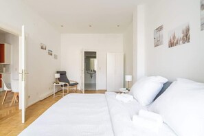 1 bedroom, iron/ironing board, travel crib, WiFi