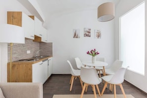Interior - Free Parking | City Center | Kingsize bed (Wien)