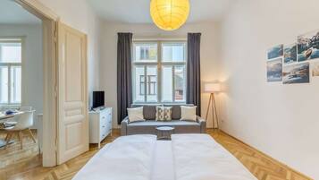 2 Schlafzimmer, Bügeleisen/Bügelbrett, Reisekinderbett, WLAN