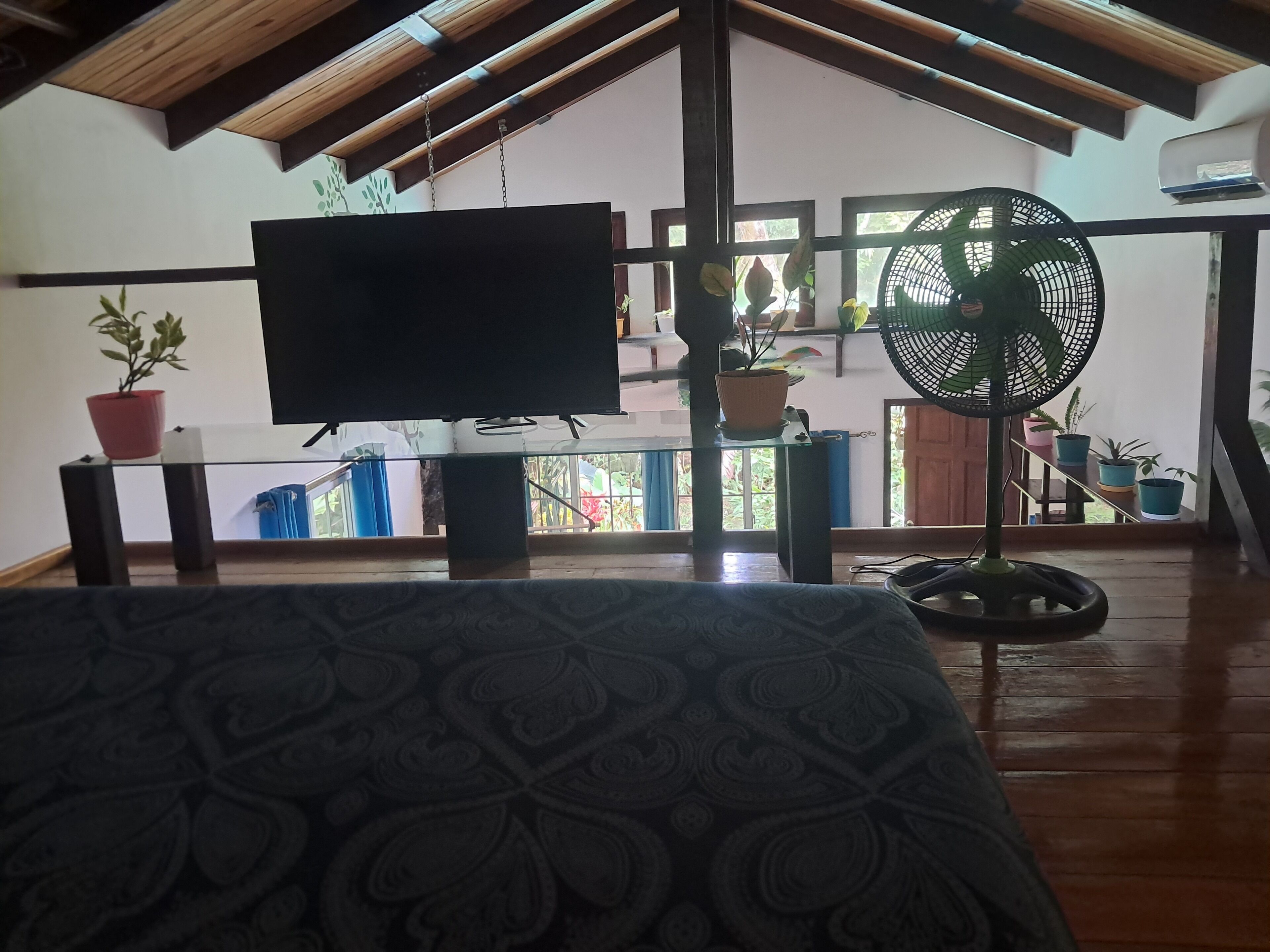 1 habitación, escritorio, wifi y ropa de cama 