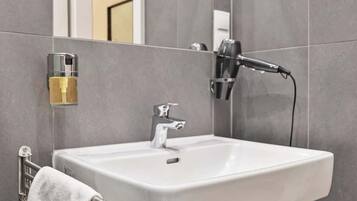 Dusche, Haartrockner