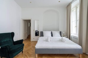 1 quarto, ferros/tábuas de passar roupa, Wi-Fi, roupa de cama