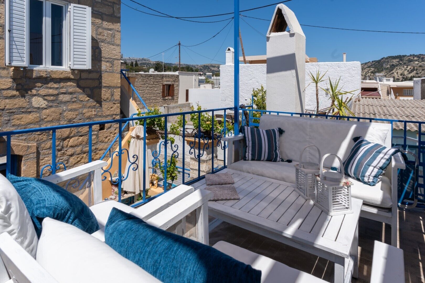 المنطقة المحيطة بالمنشأة