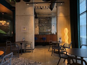Bar (di hartanah)