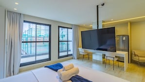 Apartemen Klasik | Meja kerja, ruang kerja ramah laptop, dan Wi-Fi gratis