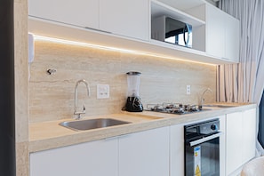 Apartment | Private kitchen | Fridge, microwave, toaster, cookware/dishes/utensils