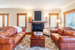 Smart TV, fireplace, offices