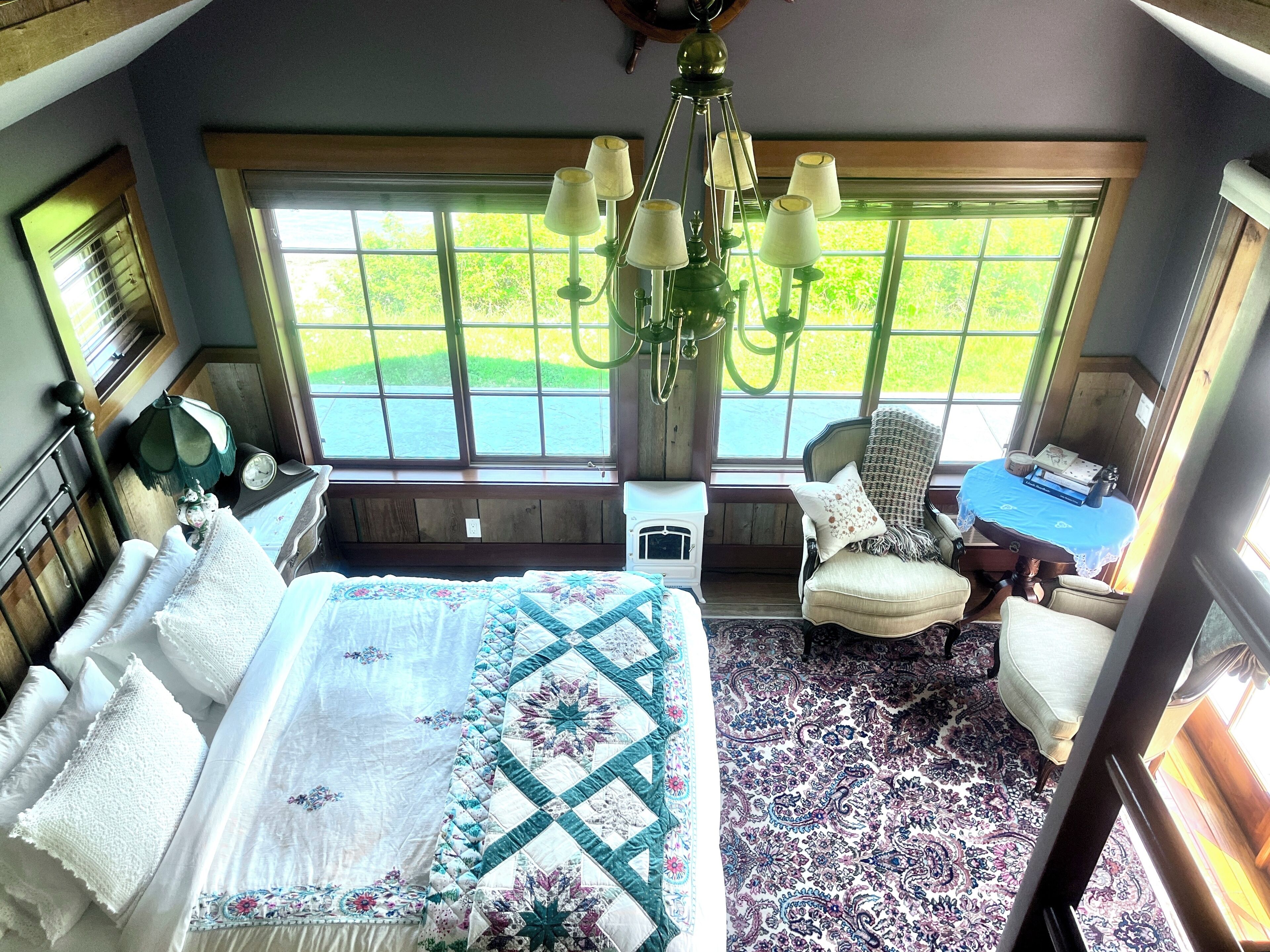 1 chambre, fer et planche à repasser, lit parapluie, Wi-Fi gratuit