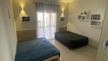 3 dormitoris, escriptori i wifi