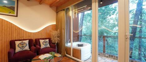Luxury Room, Balcony, Hill View | Mountain view