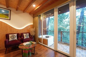 Habitació de luxe, balcó, vistes al turó | Vista de la muntanya
