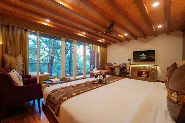 Chambre Luxe, balcon, vue colline