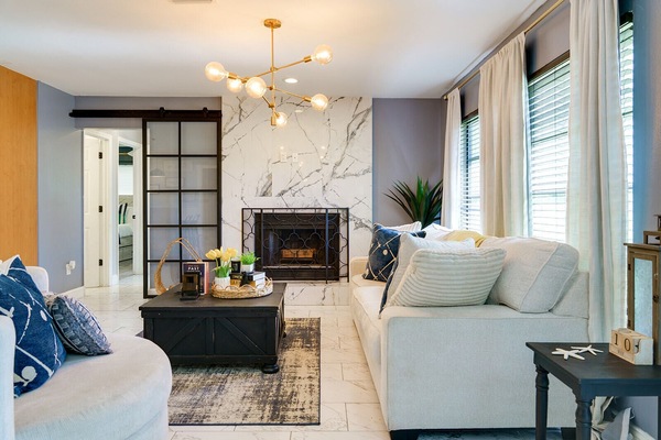 Smart TV, fireplace, books
