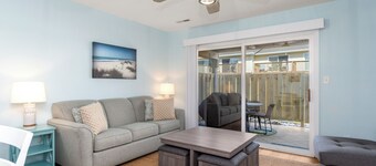 Pine Knoll Townes 126 – Oceanside 2BR w/ Pool, Porch & Beach Access
