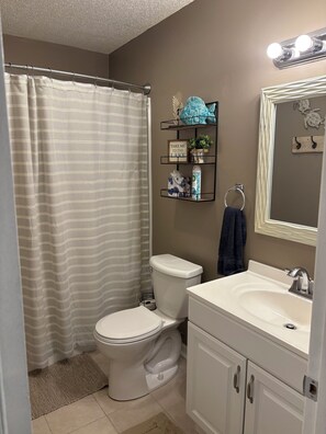 Towels, soap, toilet paper