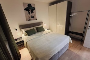 2 bedrooms - Serene Luxury Apartment in Mlini, Croatia - Your Home Away From Home (Zupa dubrovacka)