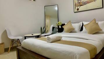 1 bedroom, desk, iron/ironing board, WiFi