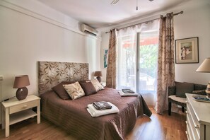 3 quartos, ferros/tábuas de passar roupa, Wi-Fi, roupa de cama