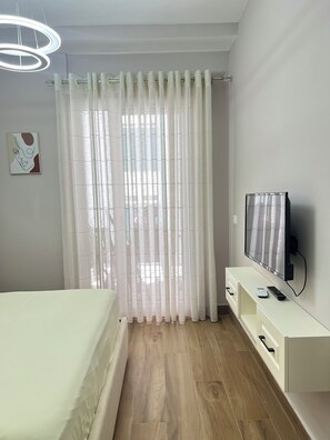 1 bedroom, iron/ironing board, free WiFi, bed sheets