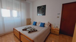 2 chambres, Wi-Fi gratuit, draps fournis