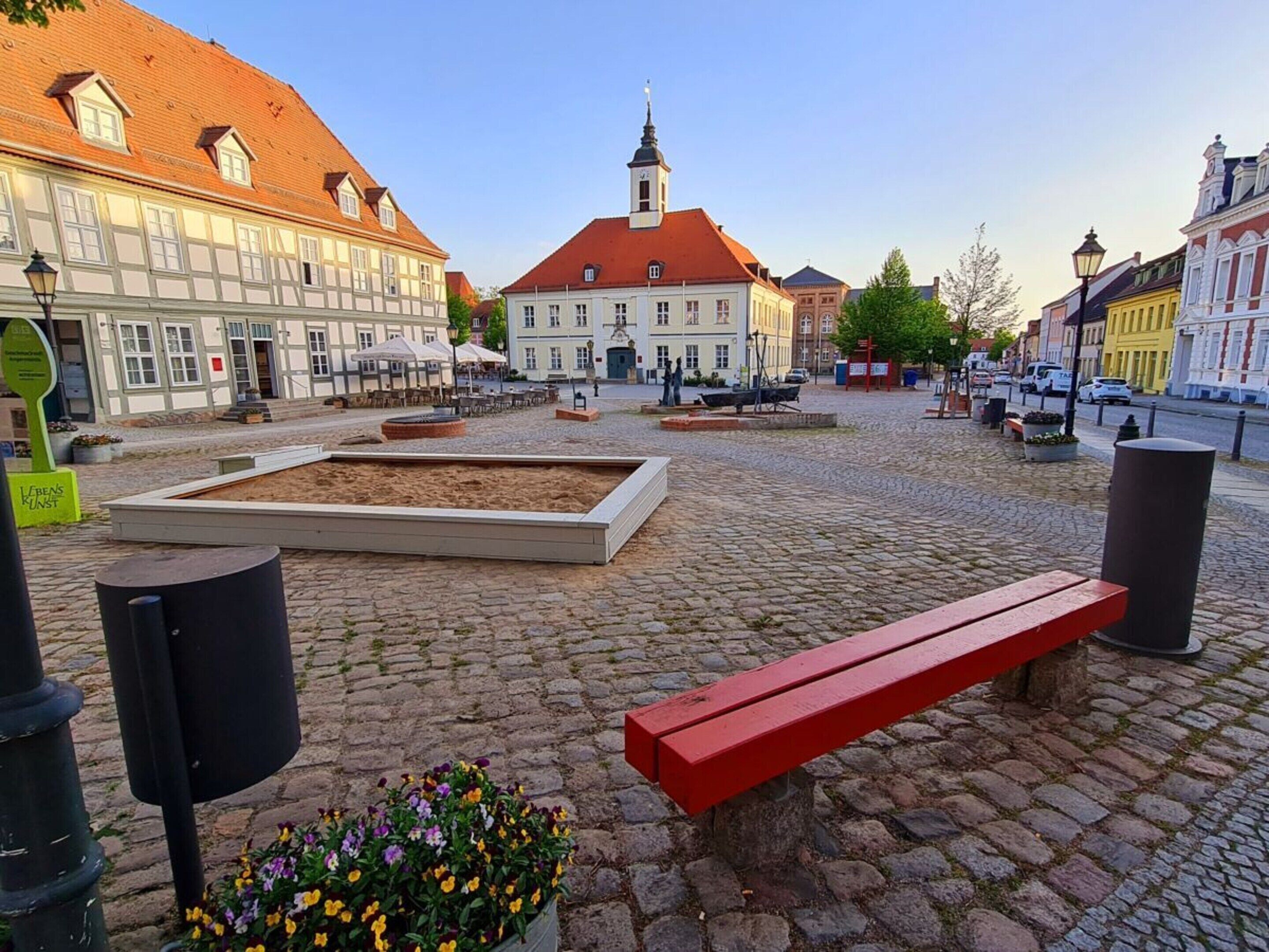 House | Property grounds