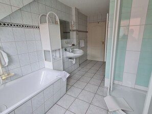 單棟房屋 | 浴室