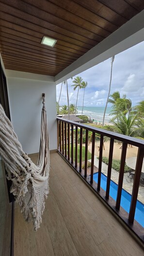 Superior Apartment, Sea View | Lanai - Porto Beach Beira Mar 306 by La Playa (Ipojuca)