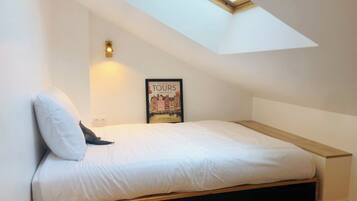 3 slaapkamers, reisbedje, gratis wifi, beddengoed