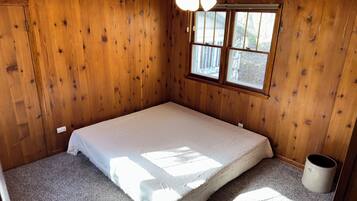 4 chambres, bureau, accès au Wi-Fi (inclus), literie fournie