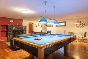 Spielezimmer