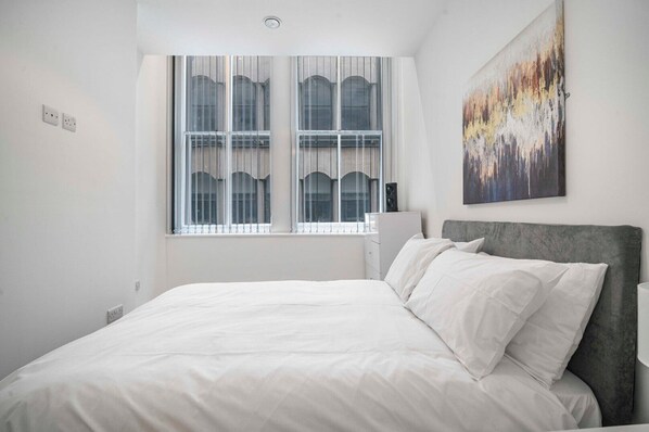 1 bedroom, iron/ironing board, Internet, bed sheets