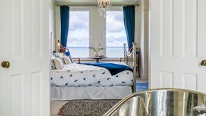 6 chambres, fer et planche à repasser, lit parapluie, Wi-Fi gratuit