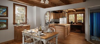 Serenity Cabin In The Woods