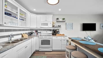 Microwave, coffee/tea maker