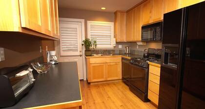 The Sonoma Cottage will be your home away from home, the perfect getaway spot!