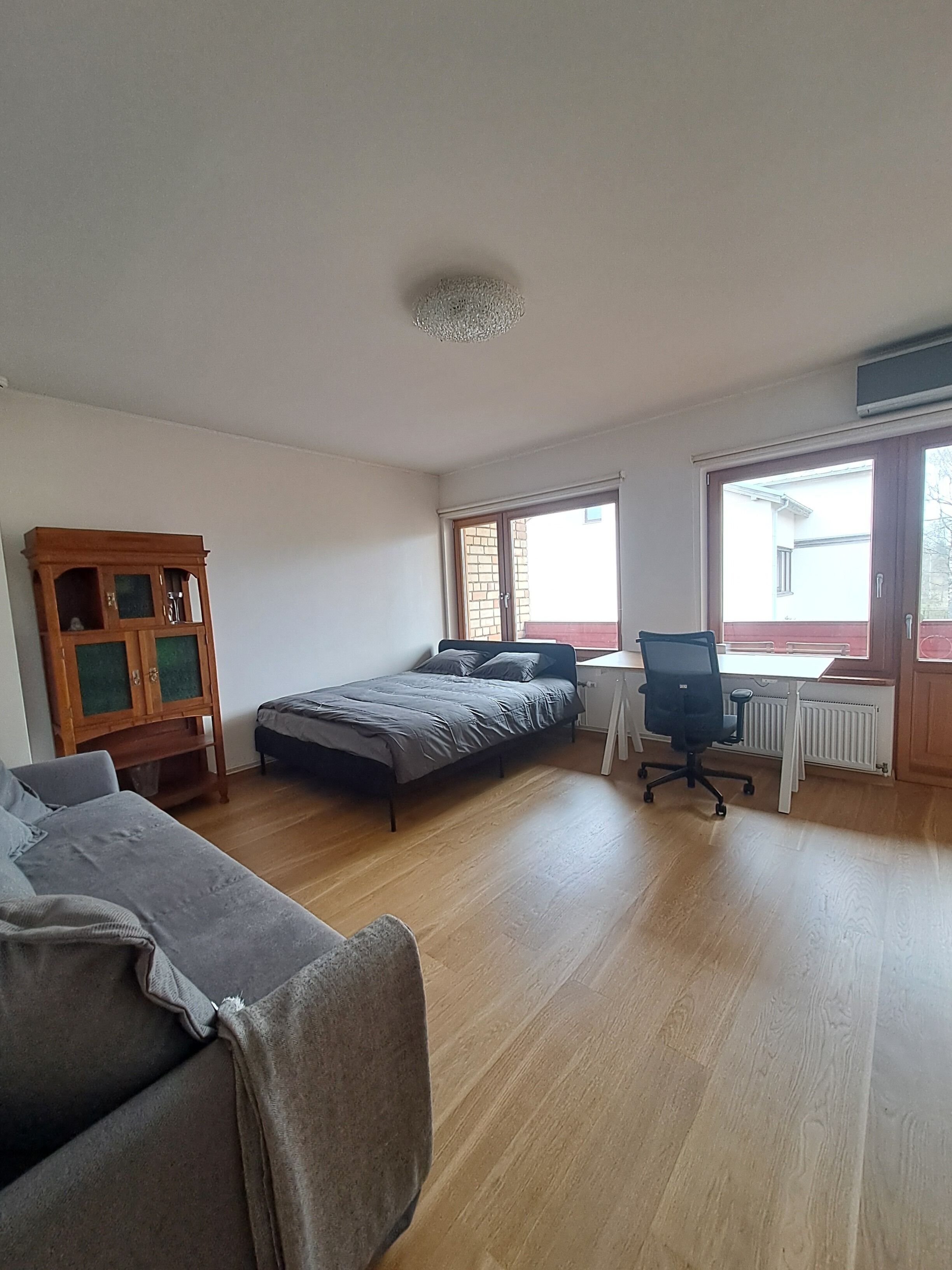 1 dormitorio, escritorio, wifi y ropa de cama