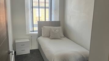 Departamento | 3 habitaciones, tabla de planchar con plancha y wifi gratis