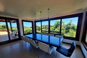 Free daily continental breakfast  - Forno Beach GUEST HOUSE (Buzios)