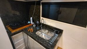 Fridge, microwave, stovetop, electric kettle