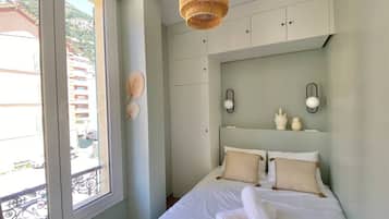 1 bedroom, iron/ironing board, travel crib, free WiFi