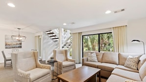 Unclassified image, 2 of 17, button - 2878 - Lagoon Side Villa in Heart of Sea Pines (Hilton Head Island)