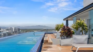 Outdoor pool, sun loungers