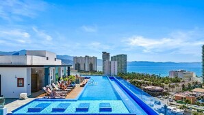 Deluxe Apartment | Pool | Outdoor pool, pool loungers - Zoho Skies by Monyxbnb (Puerto Vallarta)