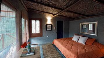 Family Cabin, 1 King Bed, Mountain View | Free WiFi