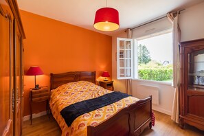 4 bedrooms, free WiFi