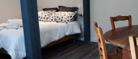 تجهيزات عازلة للصوت وواي فاي مجانًا