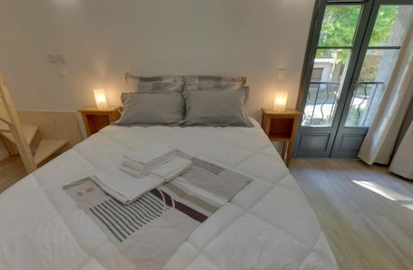 Habitación estándar, vistas a la montaña | Sistema de insonorización y wifi gratis. Moulin de Parayre