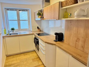 Ofen, Herdplatte, Geschirrspüler